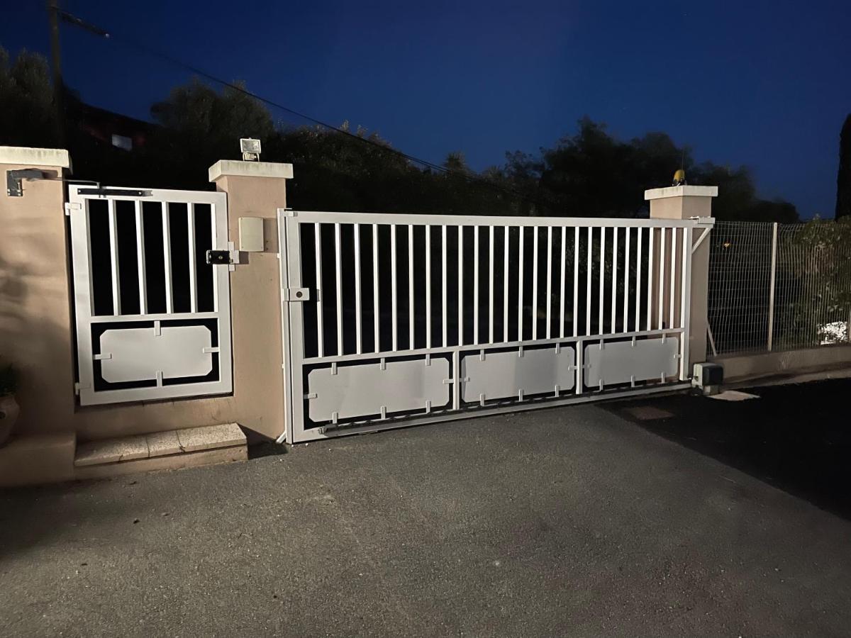Oustaou Di Ercole Apartman Bormes-les-Mimosas Kültér fotó